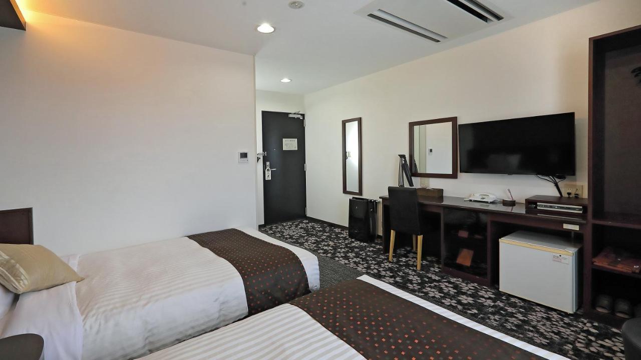 Hotel Annex Inn Shinhidaka Екстер'єр фото