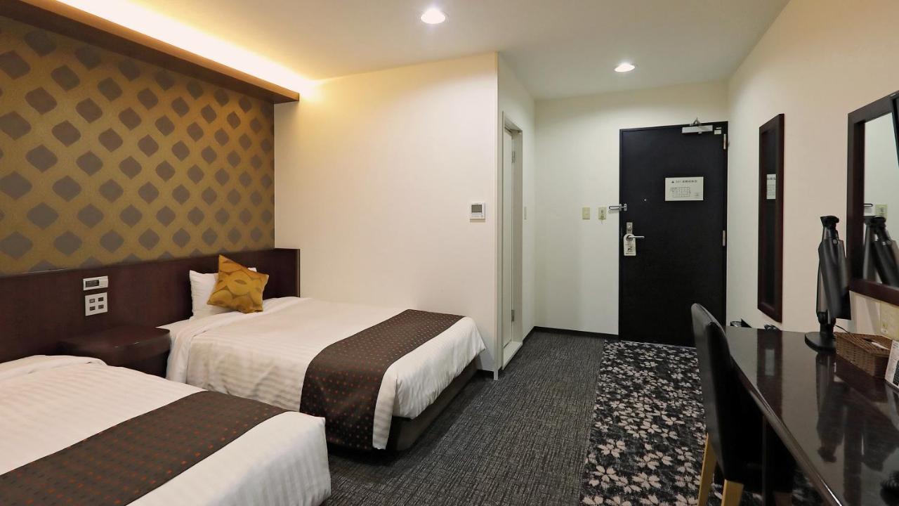 Hotel Annex Inn Shinhidaka Екстер'єр фото
