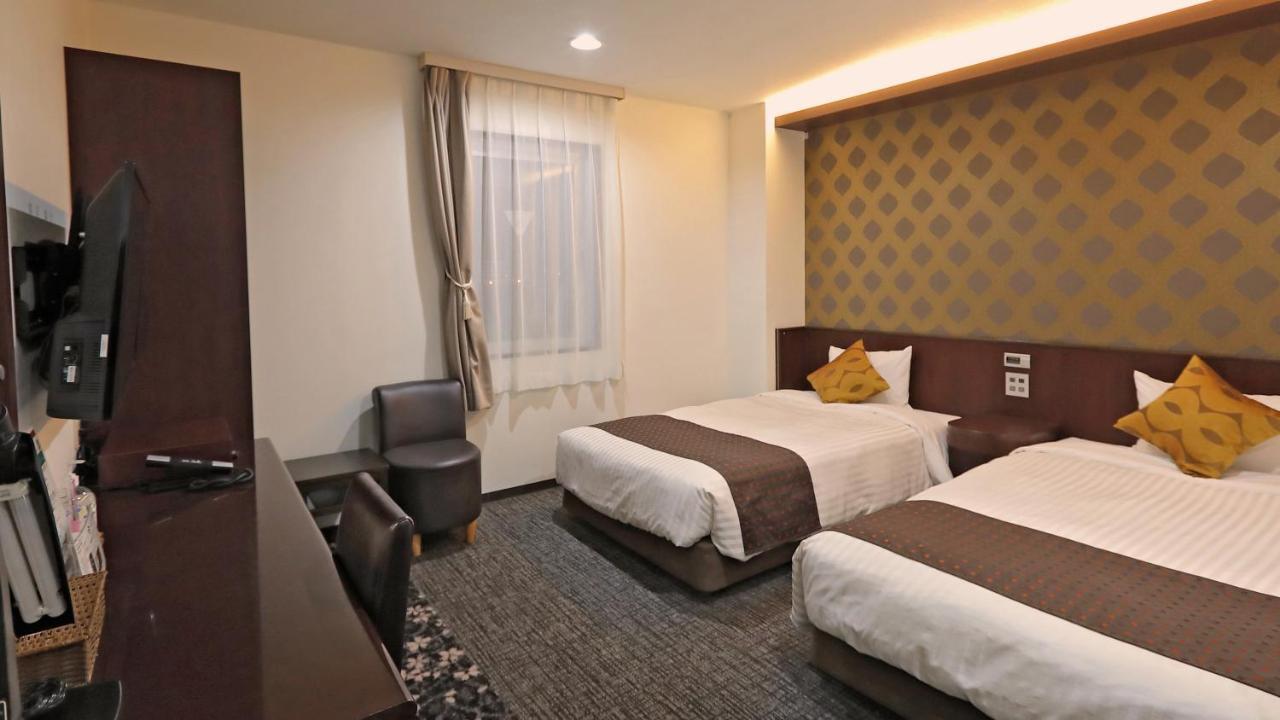 Hotel Annex Inn Shinhidaka Екстер'єр фото