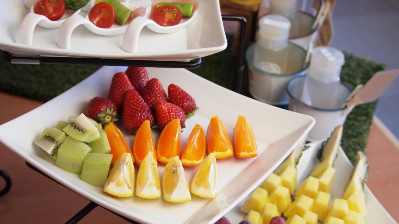 Hotel Annex Inn Shinhidaka Екстер'єр фото